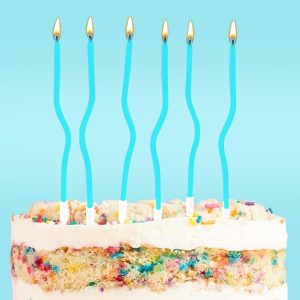 Velas Altas Torcidas Azul Claro 6 Unid