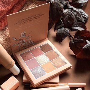 ASTRA Pure Beauty Eyes Palette